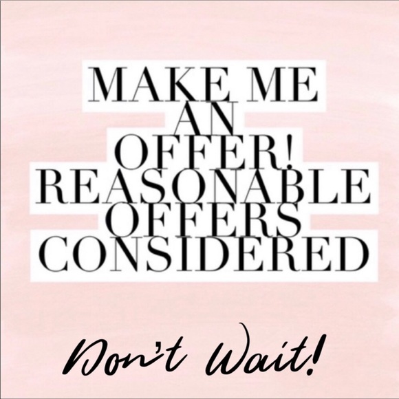 🌵Welcome to My Closet!🌵 - Picture 4 of 4